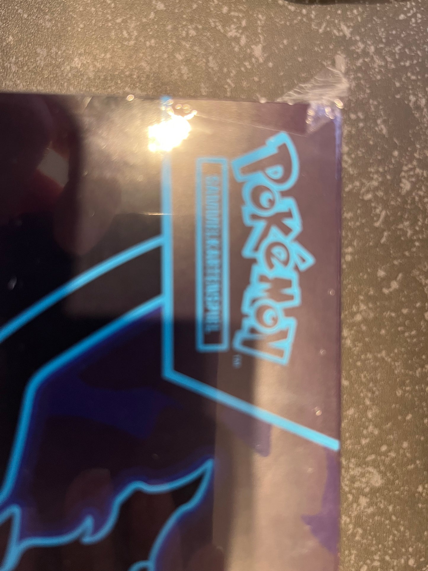 Pokémon Fatale Flammen Pokémon Center Top-Trainer-Box (Deutsch)