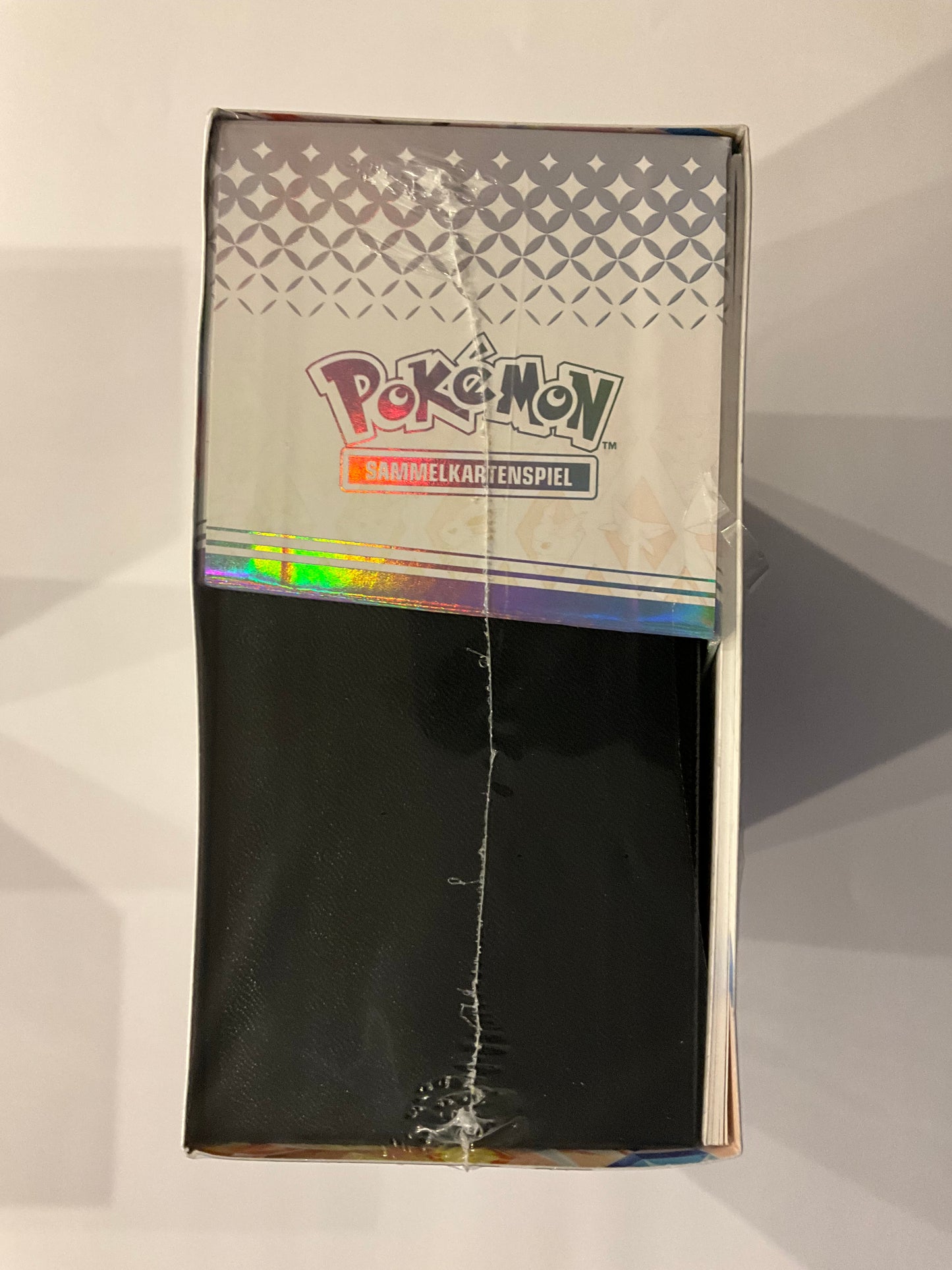 Pokémon Prismatische Entwicklungen Top Trainer Box ETB Deutsch OVP Sealed TCG Sammelbox