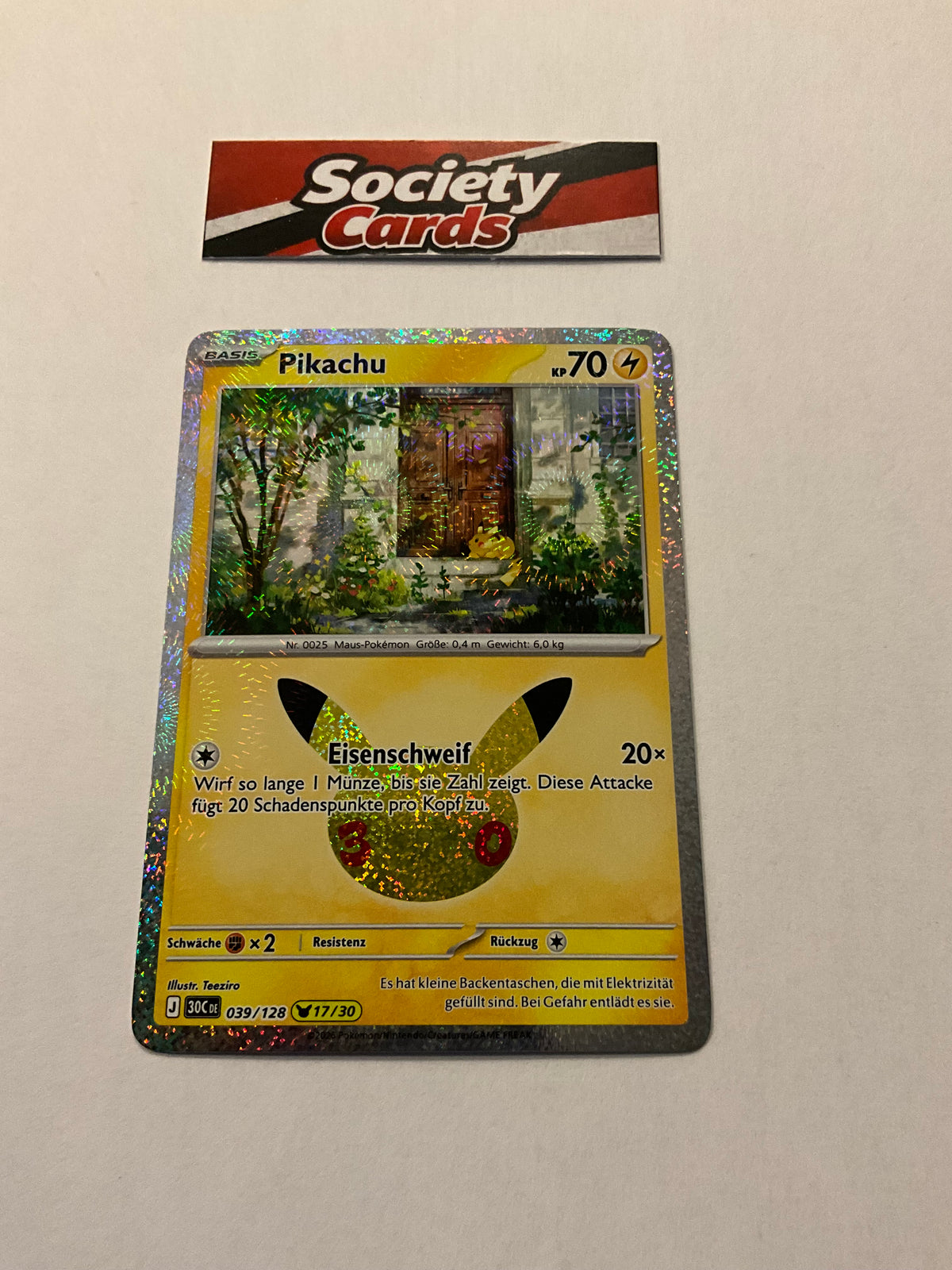 Pokémon Pikachu 039/128 Holo – Nr. 17/30 – 30 Jahre (Deutsch)